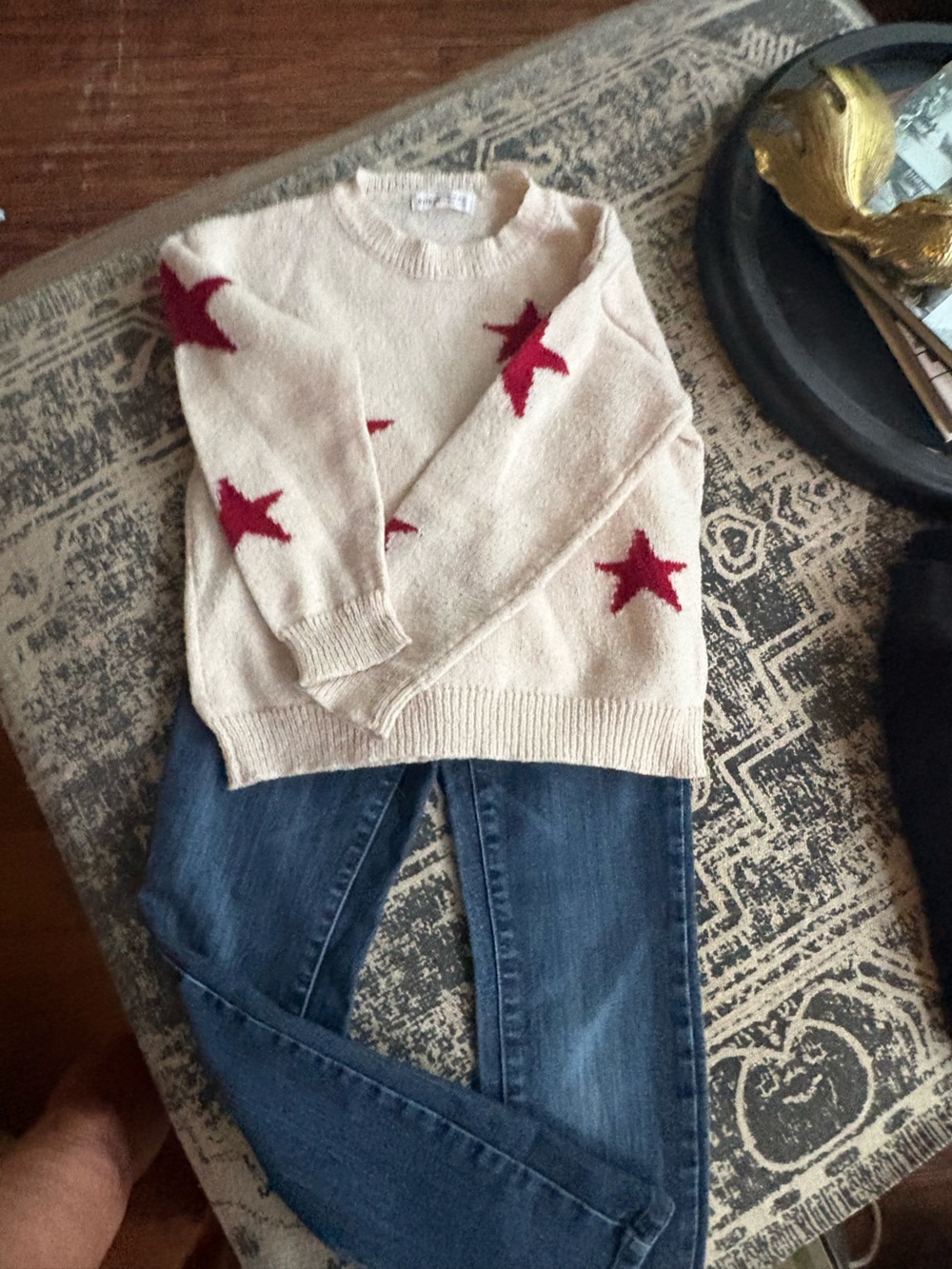 Cream Star Pattern Crewneck Sweater with Red Stars